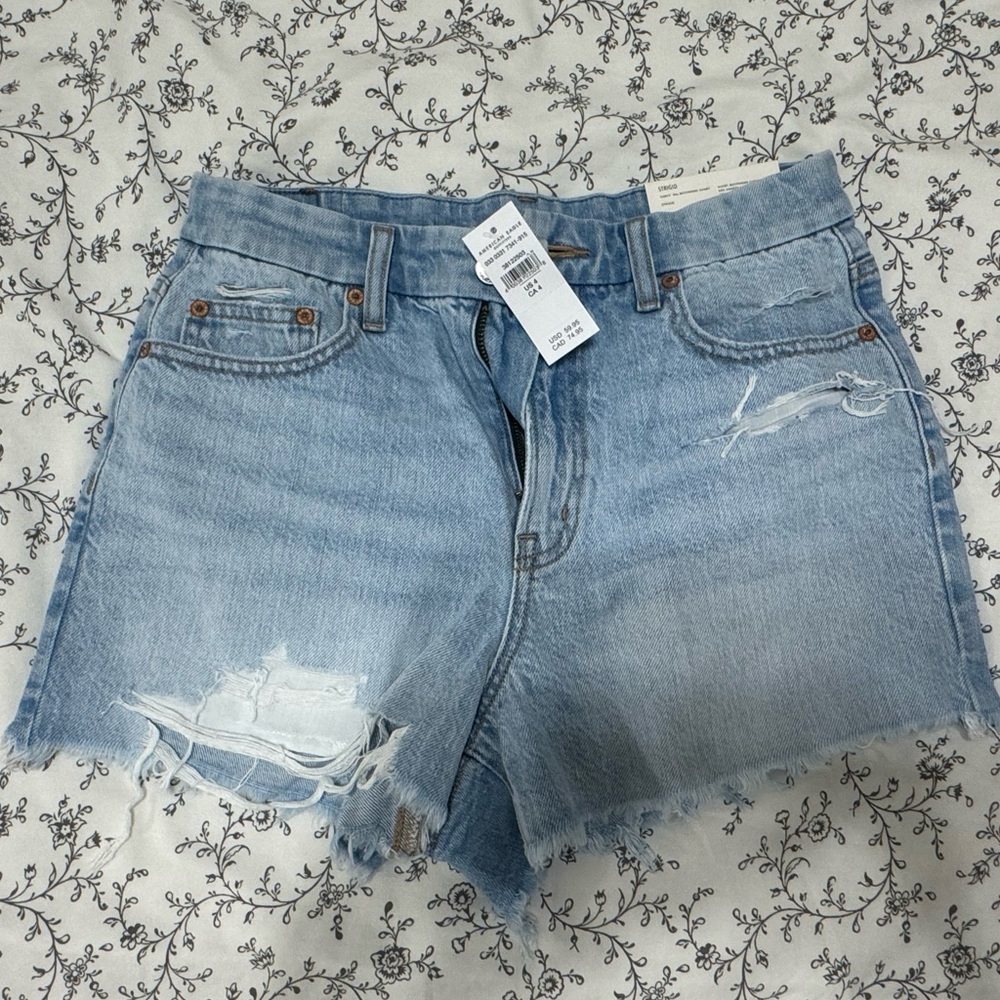 American Eagle Strigid Denim Curvy Highest Waist 90’s Short